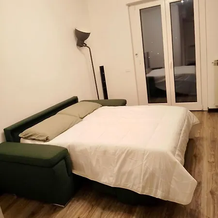 Malpensa-milano, Terrazza, 2 Bagni Apartment *